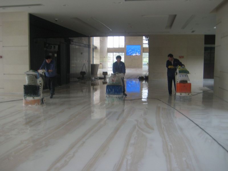 <a  data-cke-saved-href=/ditanqingxi/20 href=/ditanqingxi/20 target=_blank class=info_a1><a href=/ditanqingxi/20 target=_blank class=info_a1><a href=http://www.jinjiumeng.com/list/70/ target=_blank class=infotextkey>地板清洗</a></a></a>